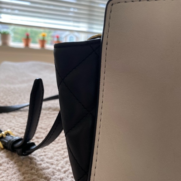 Michael Kors Purse - Picture 2 of 3